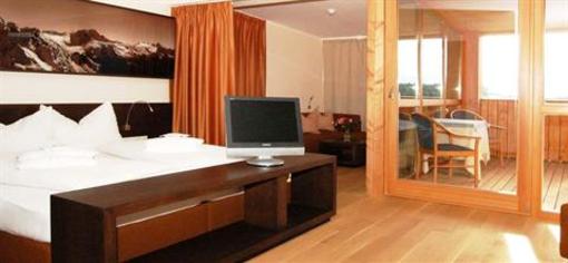фото отеля Hotel Dolomitenblick