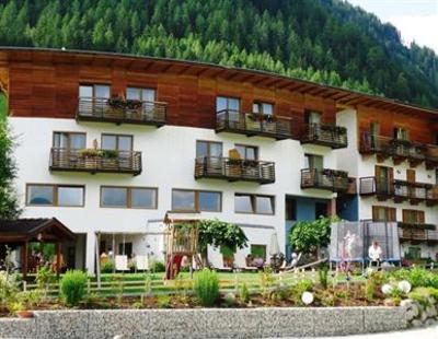 фото отеля Hotel Dolomitenblick
