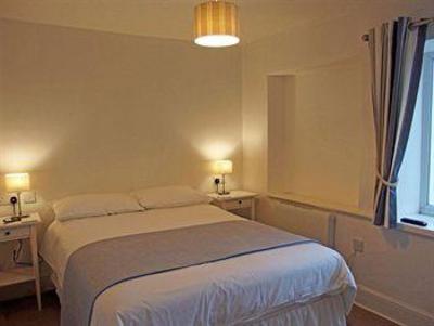 фото отеля Yeoman's Acre B&B