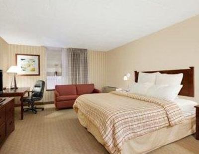 фото отеля Ramada Greensburg