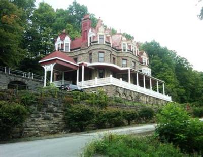 фото отеля Overlook Mansion