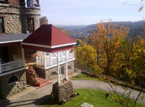 фото отеля Overlook Mansion