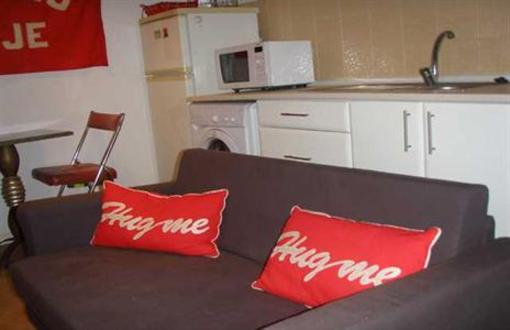 фото отеля @Bairro Alto Low Cost Flat