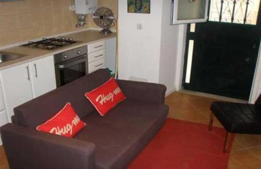 фото отеля @Bairro Alto Low Cost Flat