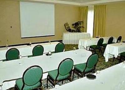 фото отеля Hilton Garden Inn Overland Park