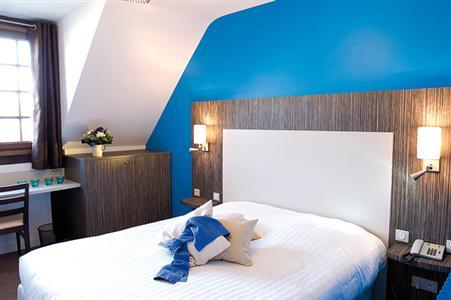 фото отеля Hostellerie La Croix Blanche Fontevraud L Abbaye