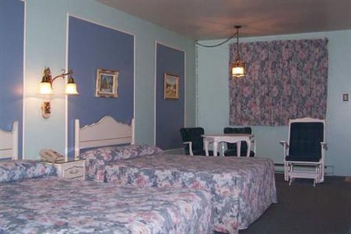 фото отеля Motel A La Claire Fontaine