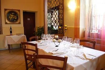 фото отеля Hotel Villa Glicini San Secondo di Pinerolo