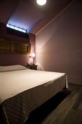 фото отеля Hotel Villa Glicini San Secondo di Pinerolo