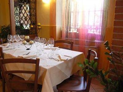 фото отеля Hotel Villa Glicini San Secondo di Pinerolo