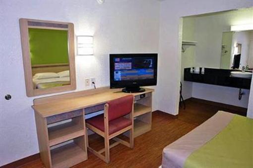 фото отеля Motel 6 Dallas Irving