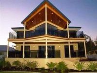 Nautica Lodge