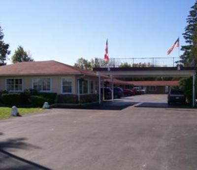 фото отеля Cardinal Court Motel
