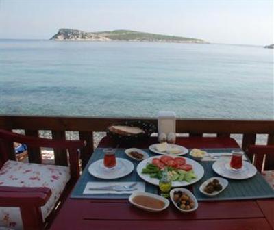 фото отеля Karaburun Yali Pension