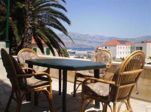 фото отеля Hostel Friendly Place Brac