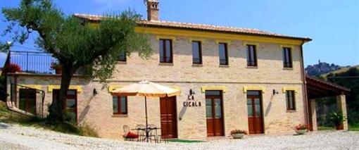 фото отеля Agriturismo La Cicala Carassai