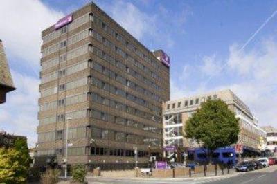 фото отеля Premier Inn Brentwood