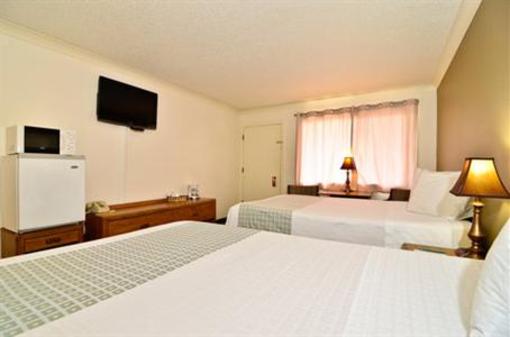 фото отеля St. Helens Village Inn