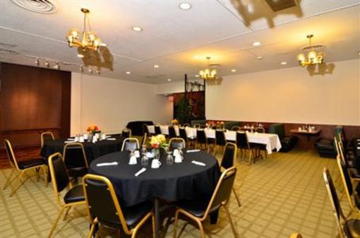 фото отеля St. Helens Village Inn