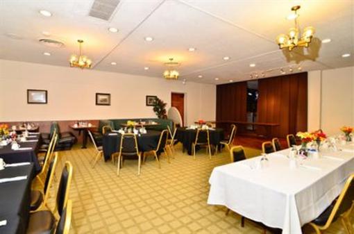 фото отеля St. Helens Village Inn