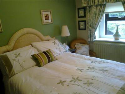 фото отеля Louth Arms Bed & Breakfast Tallanstown