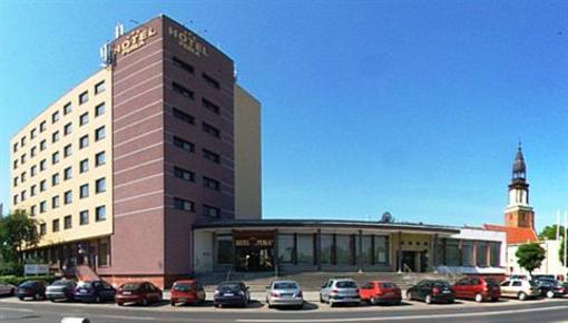 фото отеля Hotel Perla Olesnica