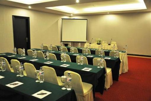 фото отеля Hotel Sas Makassar