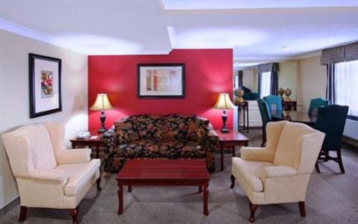 фото отеля Crowne Plaza Lord Beaverbrook Hotel
