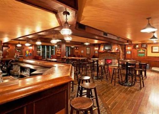 фото отеля Crowne Plaza Lord Beaverbrook Hotel