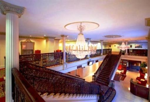 фото отеля Crowne Plaza Lord Beaverbrook Hotel