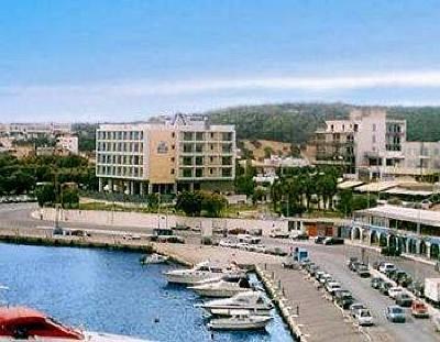 фото отеля Avra Rafina