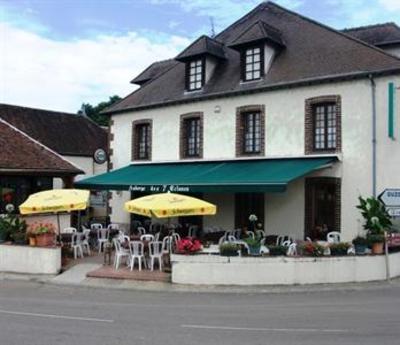 фото отеля Auberge des 7 Ecluses Rogny-les-Sept-Ecluses