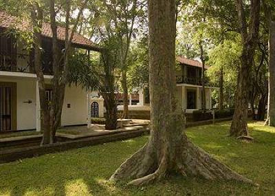 фото отеля Cinnamon Lodge Habarana