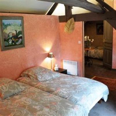 фото отеля La Villa Des Arts Savigne-l'Eveque