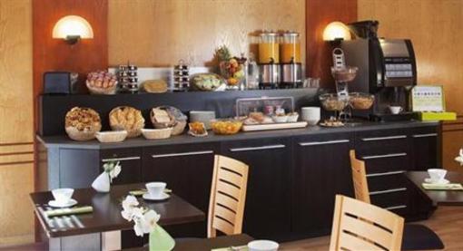 фото отеля Hotel Le Saint Vorles