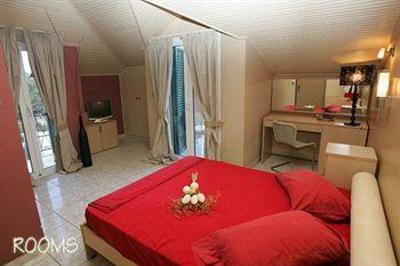 фото отеля Captain's House Hotel Eleios-Pronnoi