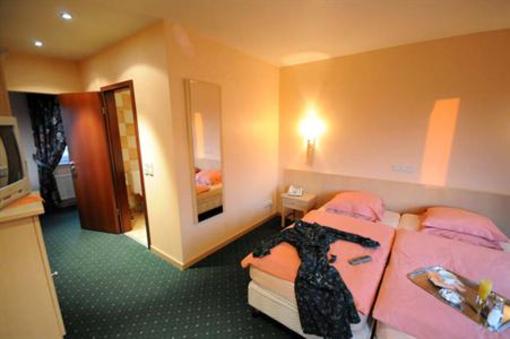 фото отеля Hostellerie Hotleu