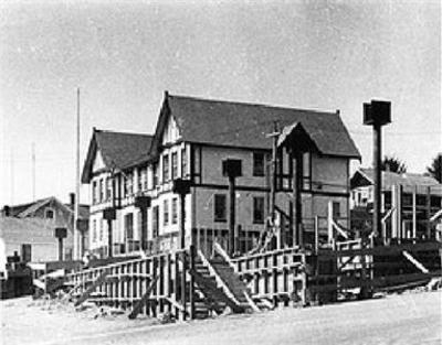 фото отеля The Old Courthouse Inn