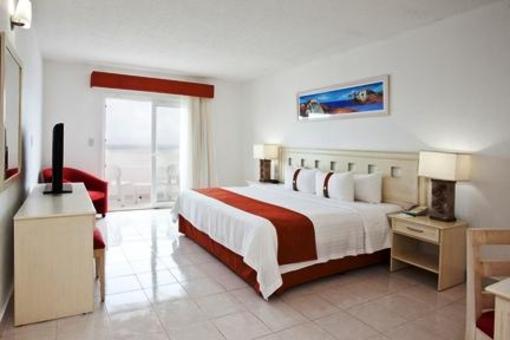 фото отеля Holiday Inn Cancun Arenas