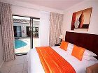 фото отеля Le Blue Guesthouse Port Elizabeth