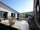 фото отеля Le Blue Guesthouse Port Elizabeth