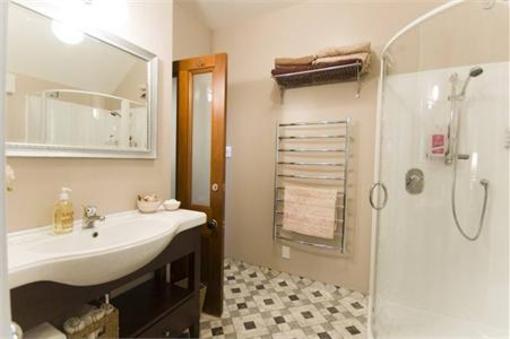 фото отеля The Walnut Tree B&B