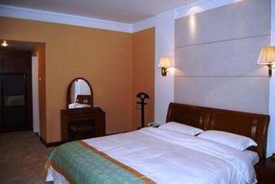 фото отеля Wolong Shanshui Hotel