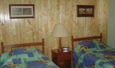 фото отеля South Wind Motel & Campground