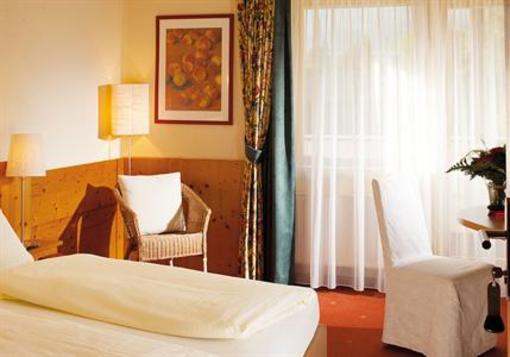 фото отеля Hotel Tirolerhof Telfs