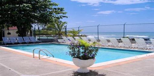 фото отеля Piper's Cove Resort