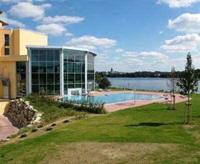 фото отеля Weissenstadt am See Kurzentrum