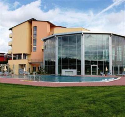 фото отеля Weissenstadt am See Kurzentrum