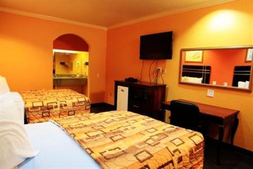 фото отеля Palace Inn Bacliff