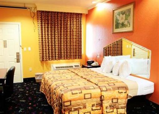 фото отеля Palace Inn Bacliff